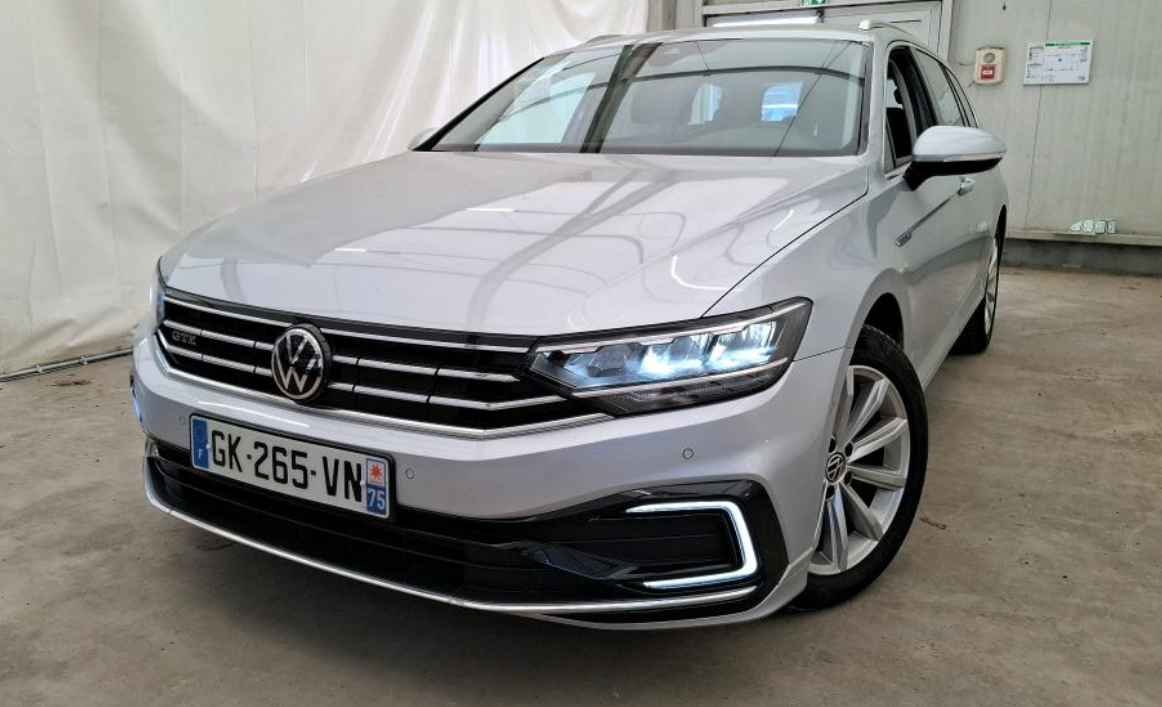 VOLKSWAGEN PASSAT VIII (2) SW 1.4 TSI 218 cv  HYBRIDE RECHARGEABLE GTE BUSINESS DSG 1 ière main 